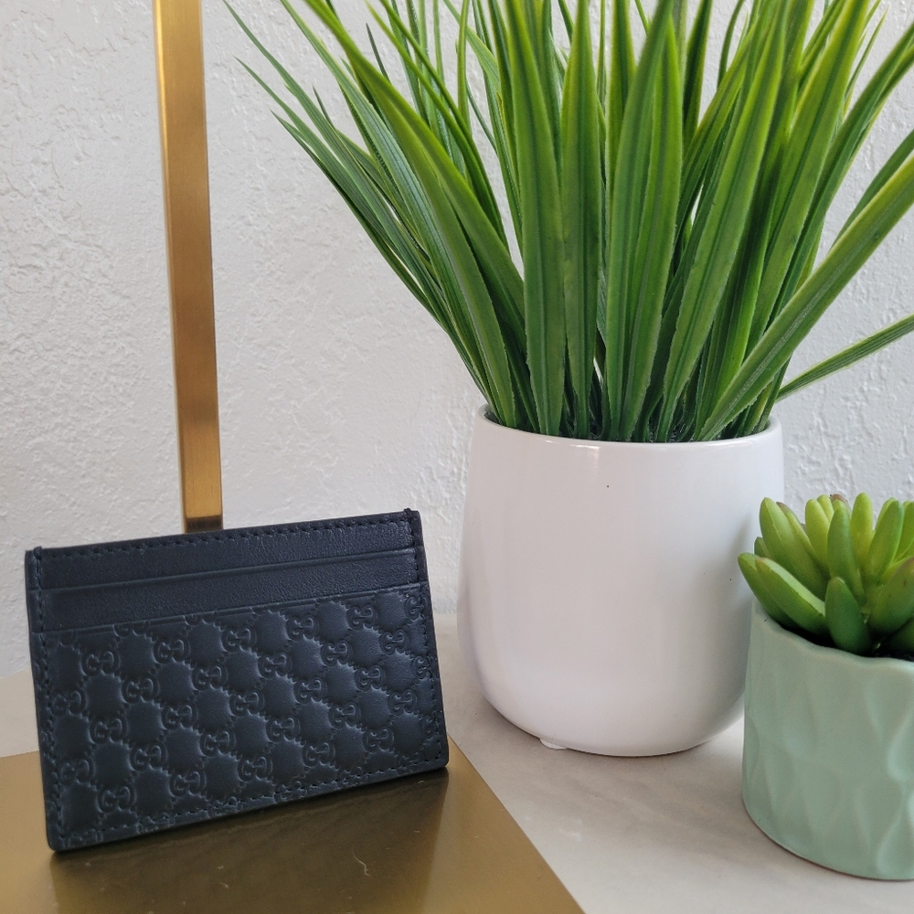 Authentic Gucci Microguccisima Card Wallet